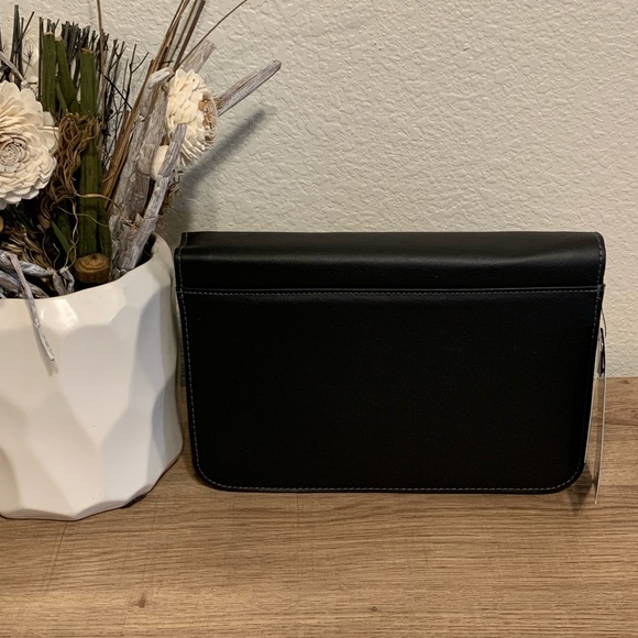 Expandable Faux Leather Clutch Purse - Picture 3 of 8